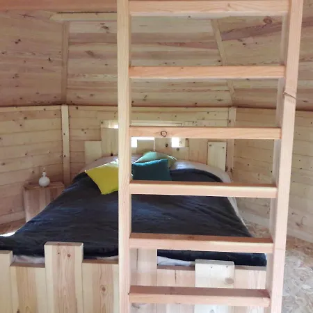 Dans Les Arbres キャンプ場 *